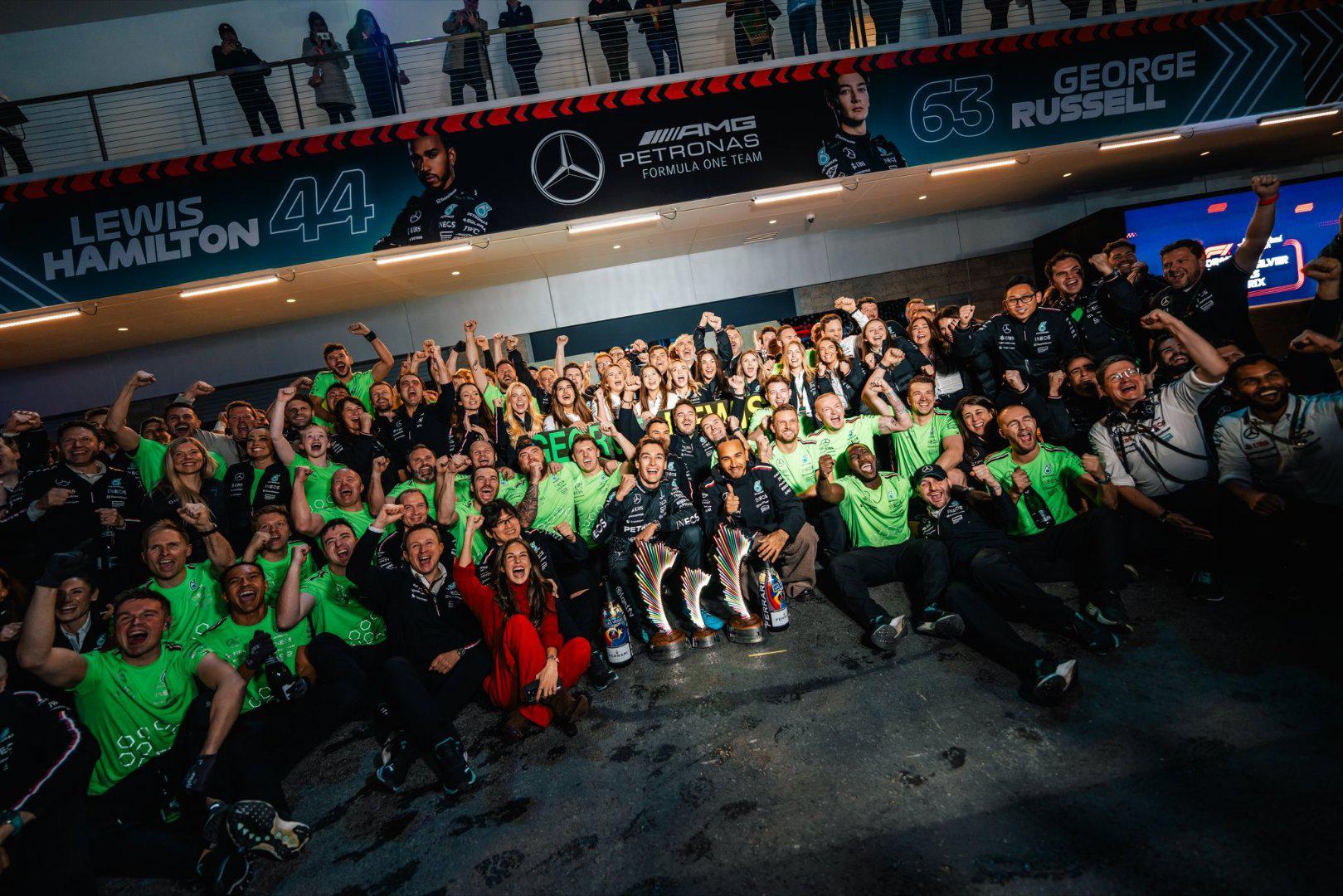 开云体育官网-梅赛德斯绝杀威廉姆斯，拉塞尔扛起全队