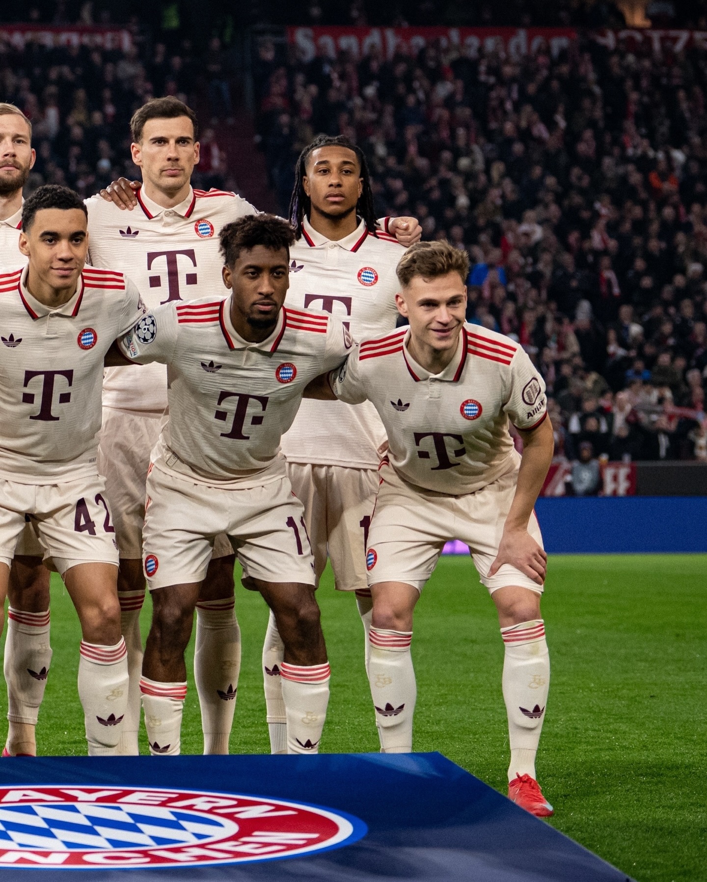 开云体育在线-拜仁完胜阿森纳，穆勒扛起全队