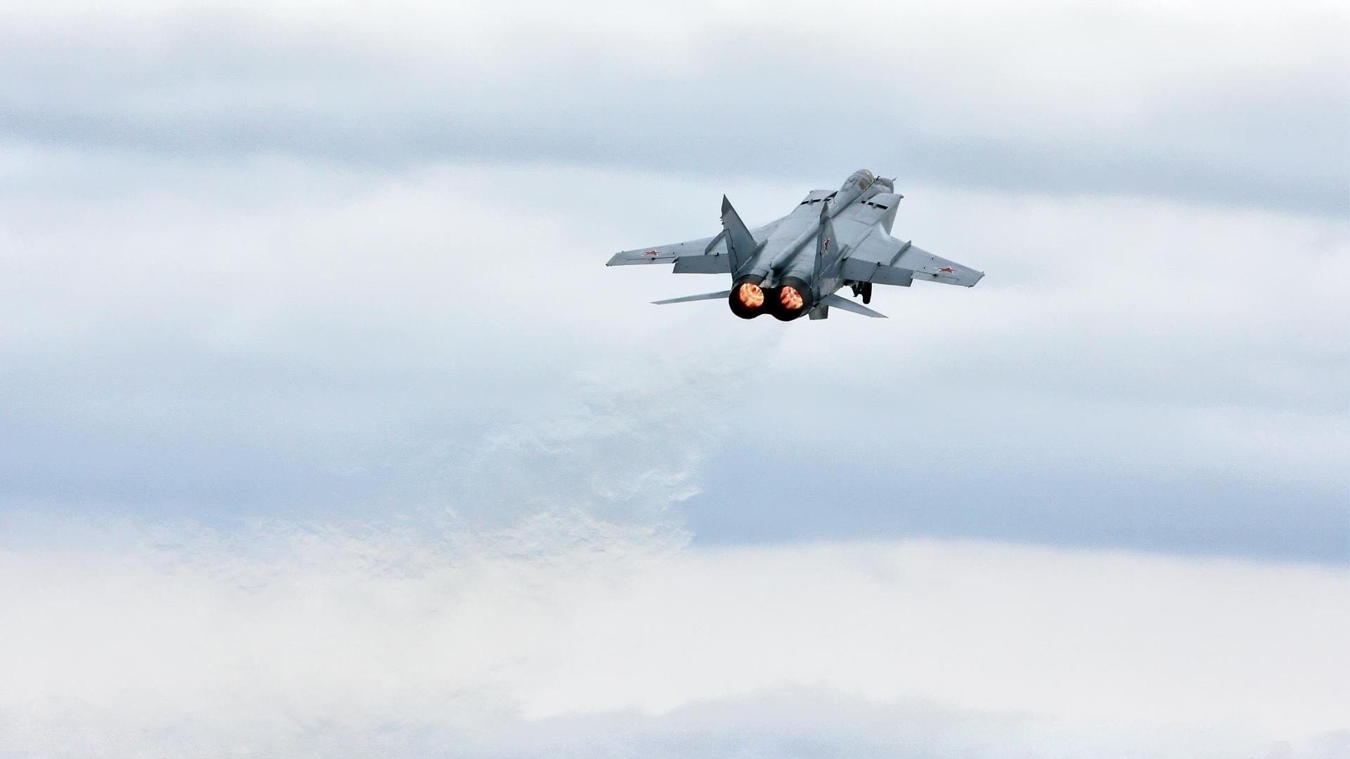 绿茵场上的亚洲荣耀,洪都拉斯正面击溃澳大利亚,富安健洋成为关键先生