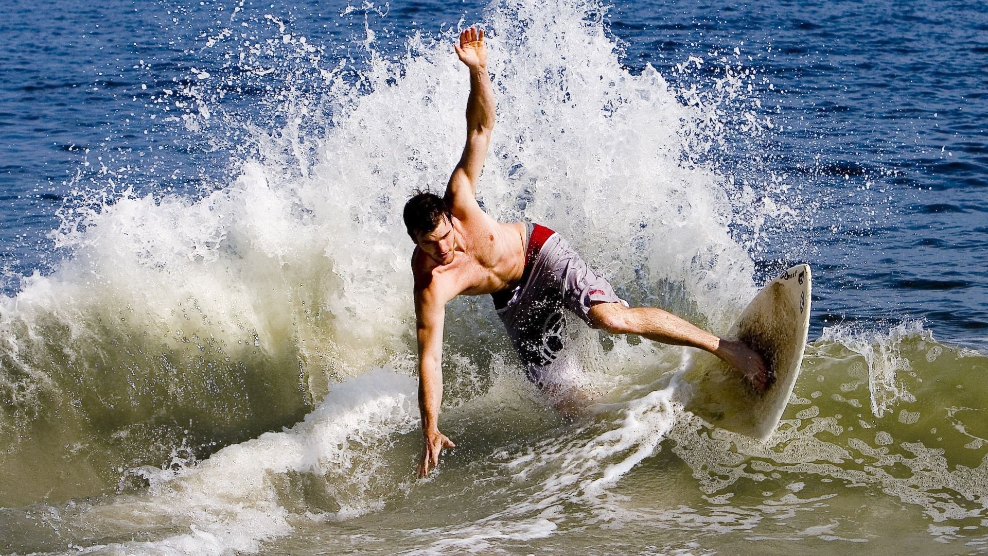 戈贝尔统治禁区引爆独行侠，末节未至悬念已碎的开拓者之殇
