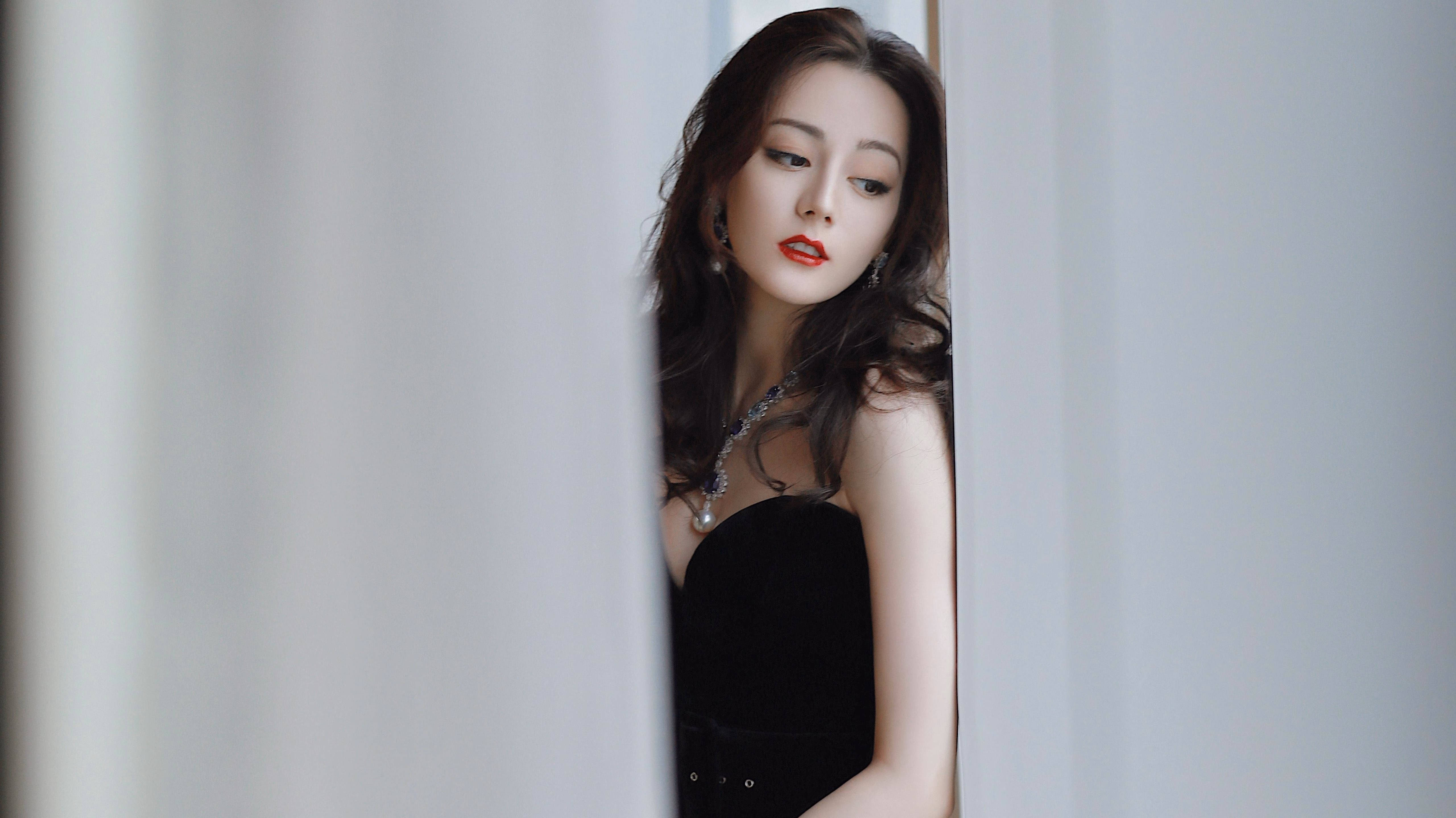 北欧风暴席卷欧陆，从冰岛奇迹到范戴克时刻，坚韧意志如何改写足球版图